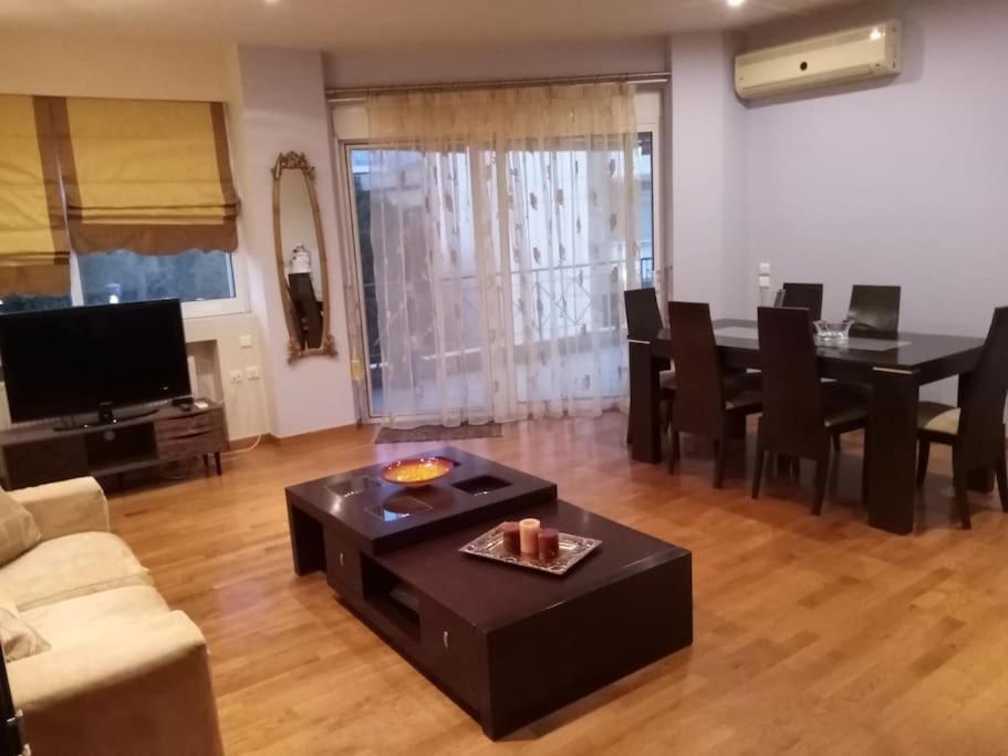 דירות כיוס Τεσσαρι Στον Ναυτικο Ομιλο Χiου מראה חיצוני תמונה